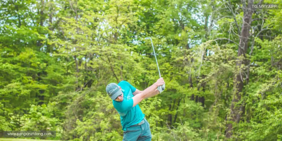 赛场瞬息万变，直播分秒必争！🏀